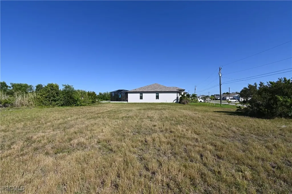 434 SW 30th Avenue Cape Coral FL 33991