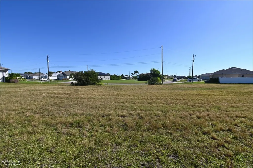 434 SW 30th Avenue Cape Coral FL 33991