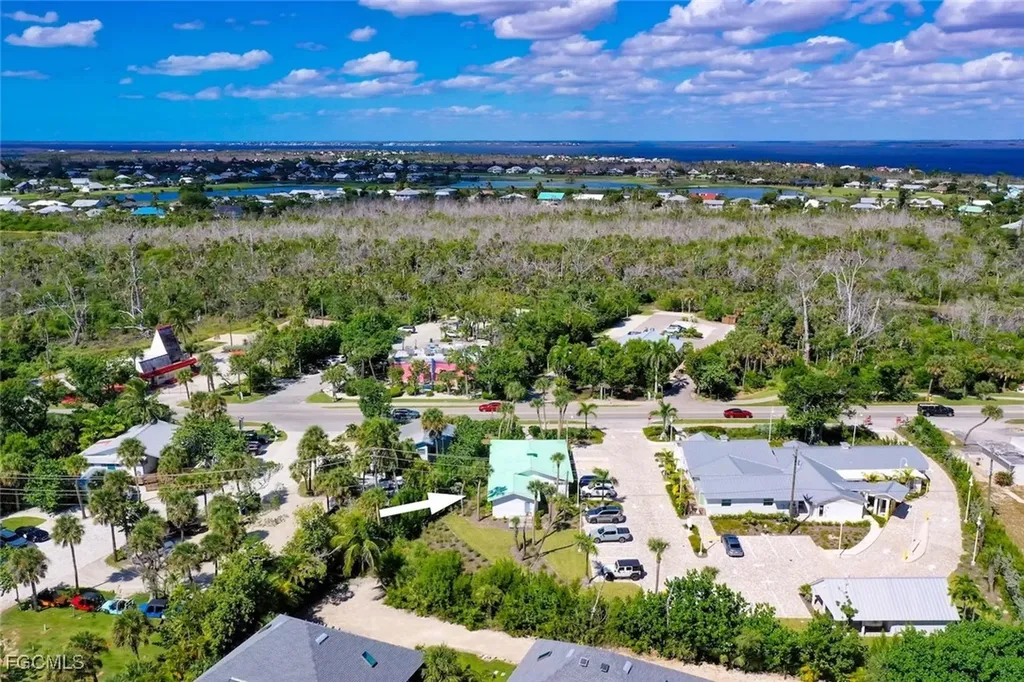 1025 Periwinkle Way Sanibel FL 33957