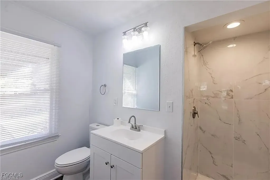 2217 Dora Street Fort Myers FL 33901