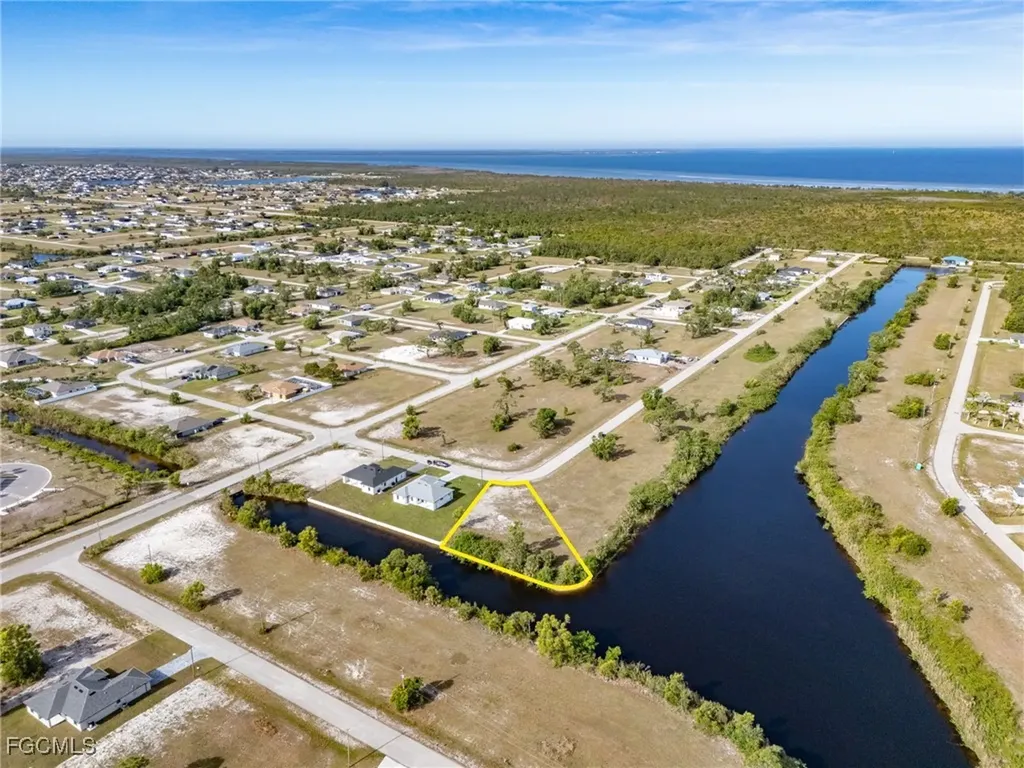 4341 NW 36th Avenue Cape Coral FL 33993