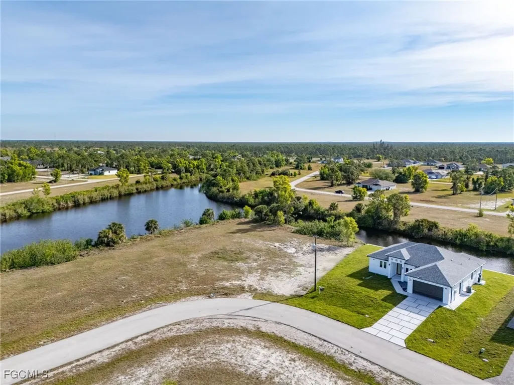 4341 NW 36th Avenue Cape Coral FL 33993