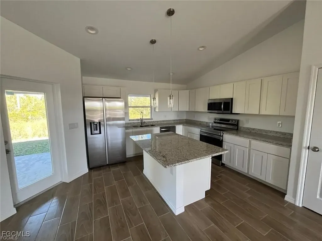 555 Yeehaw Avenue Clewiston FL 33440