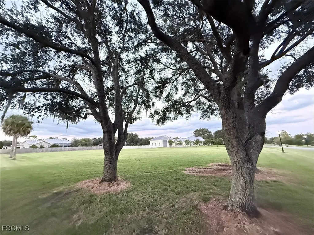 18150 Riverwind Drive Alva FL 33920