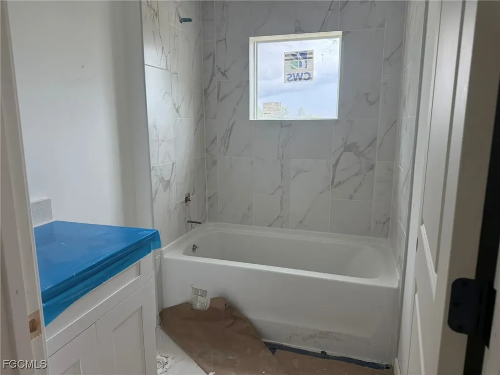 1423 NW 24th Terrace Cape Coral FL 33993