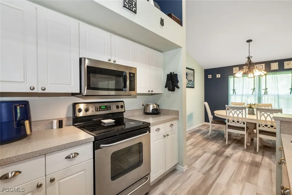 2005 Mcarthur Avenue Alva FL 33920