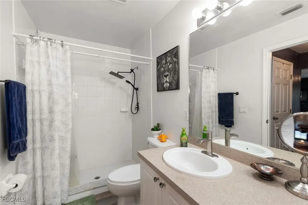 2005 Mcarthur Avenue Alva FL 33920