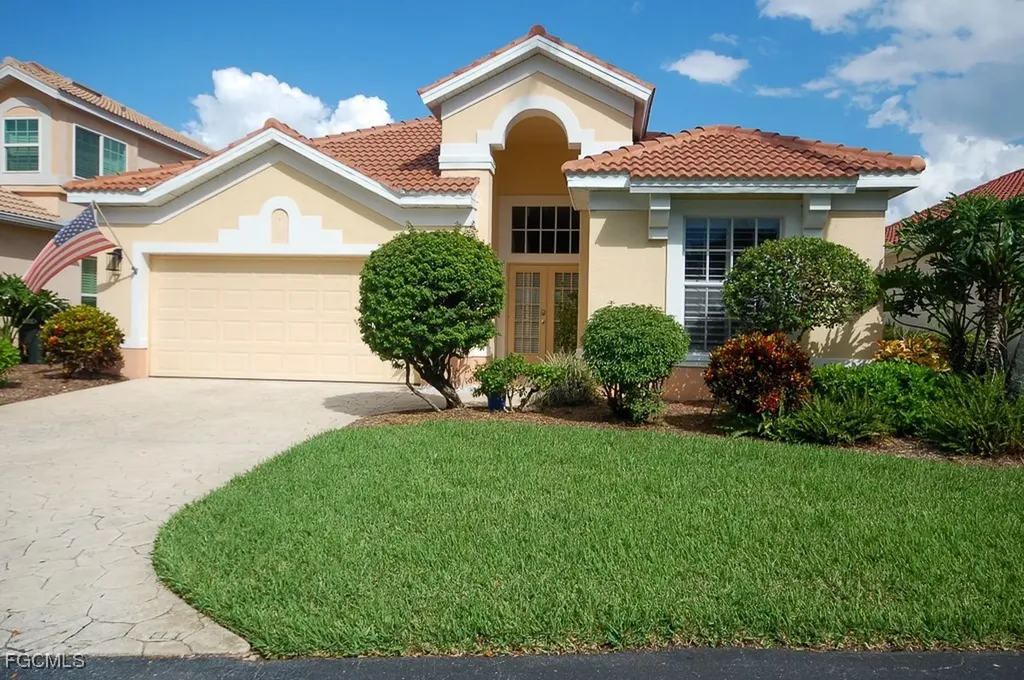 14862 Crescent Cove Drive Fort Myers FL 33908