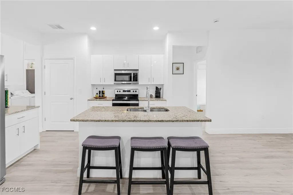 1158 E Benbow Circle Labelle FL 33935