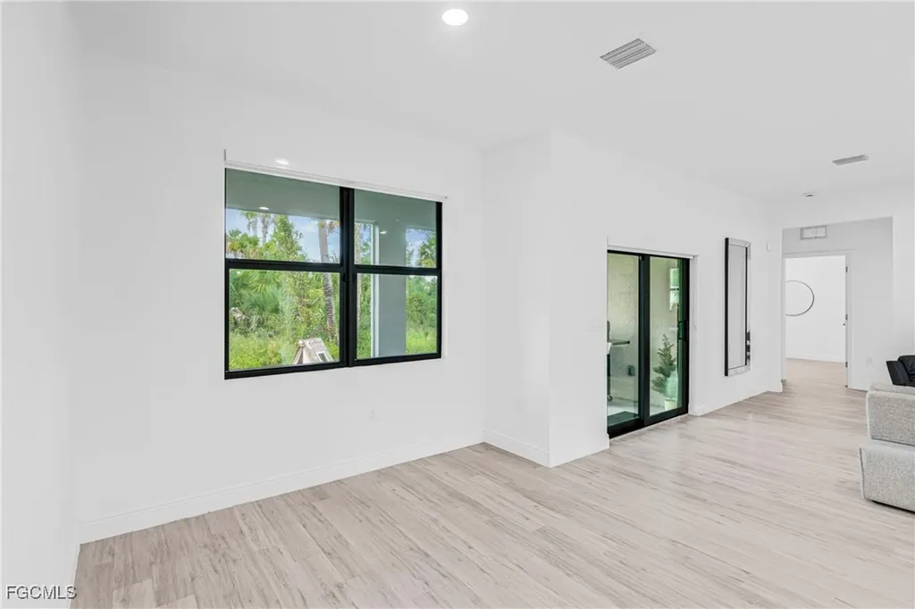 1158 E Benbow Circle Labelle FL 33935