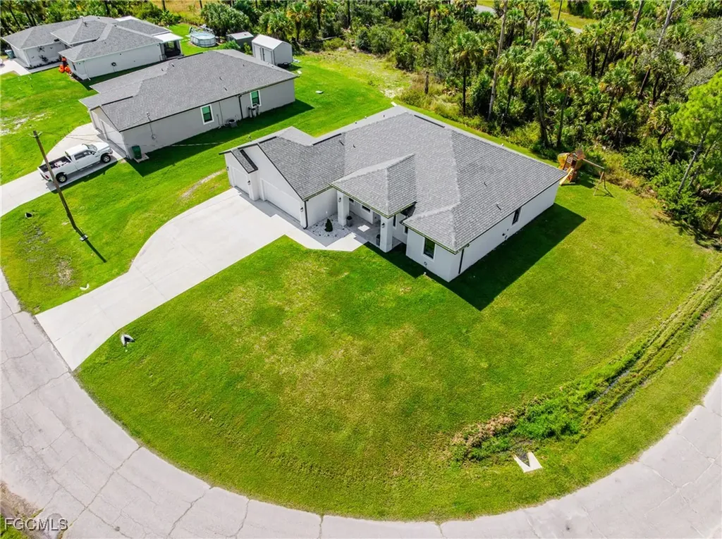 1158 E Benbow Circle Labelle FL 33935