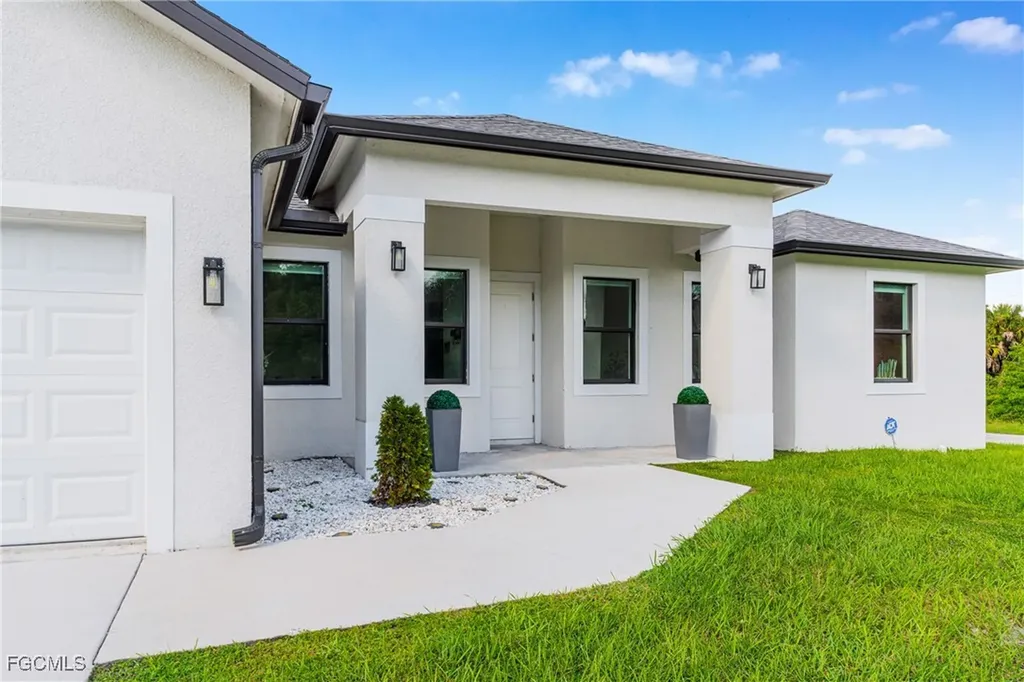 1158 E Benbow Circle Labelle FL 33935