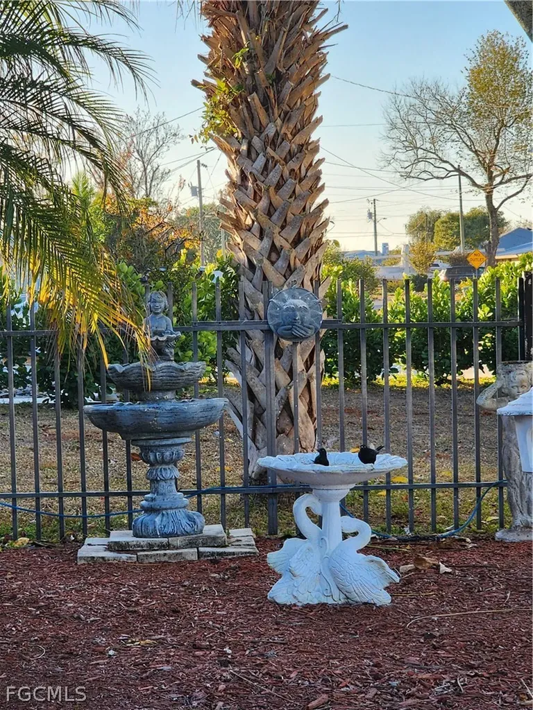 1370 Harbor View Drive North Fort Myers FL 33917