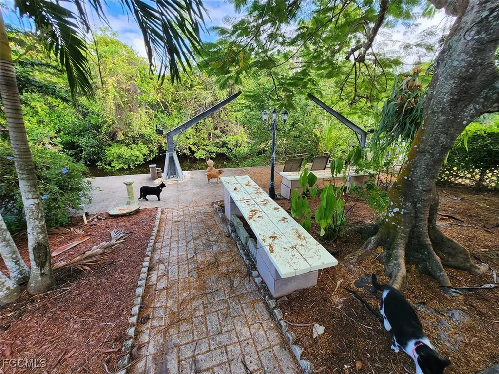 1370 Harbor View Drive North Fort Myers FL 33917