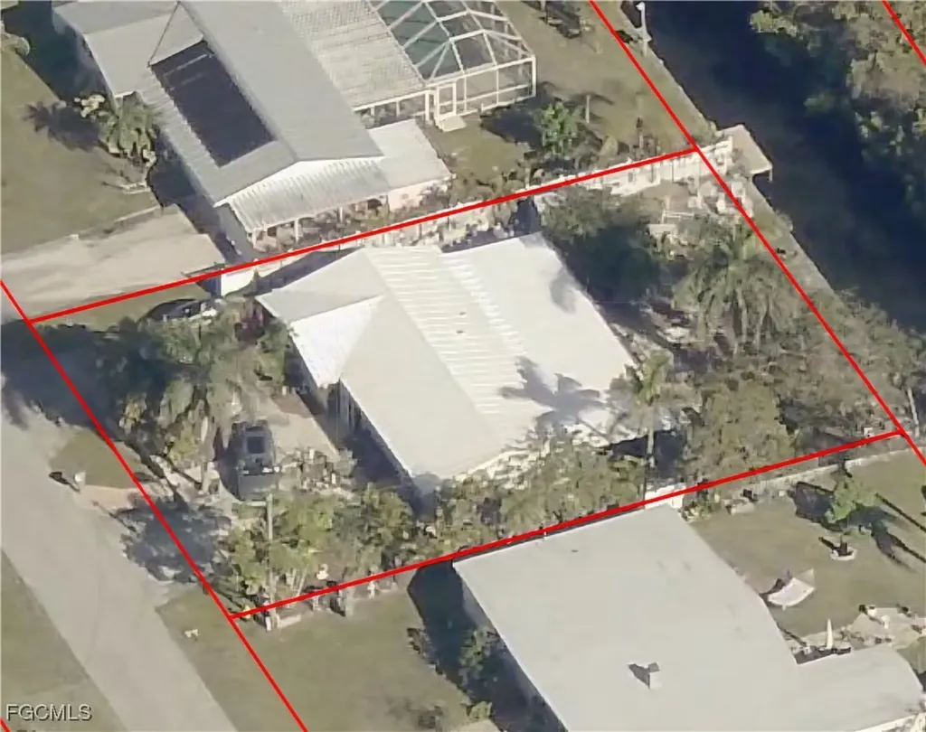 1370 Harbor View Drive North Fort Myers FL 33917