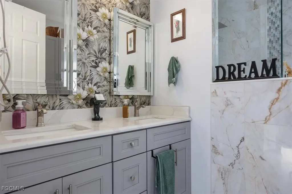 17100 Wrigley Circle Fort Myers FL 33908