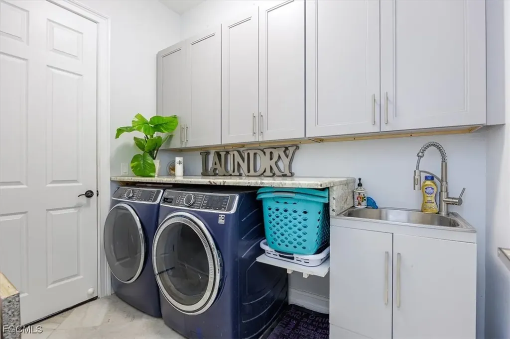 17100 Wrigley Circle Fort Myers FL 33908