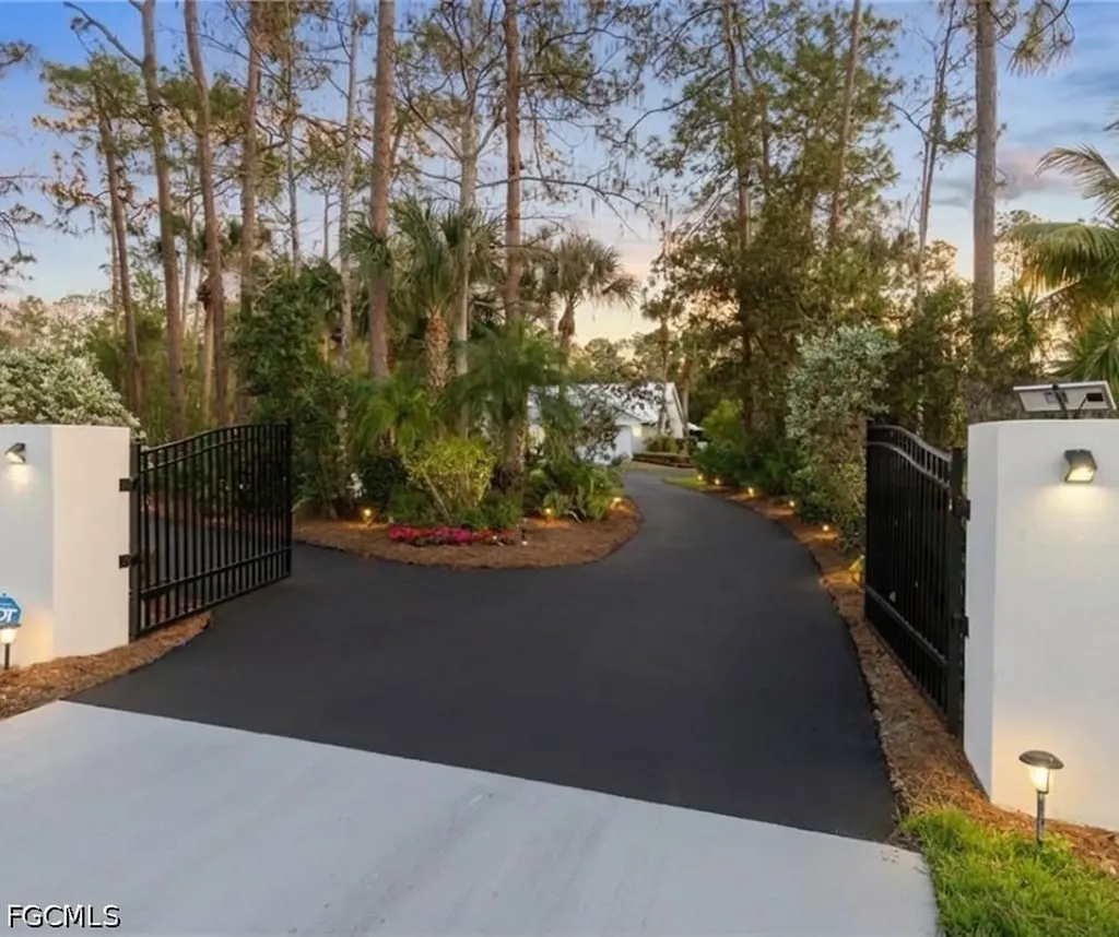5340 Tamarind Ridge Drive Naples FL 34119