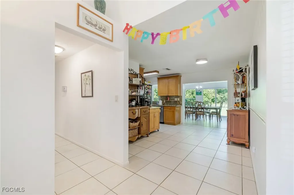 460 3rd Street SW Naples FL 34117