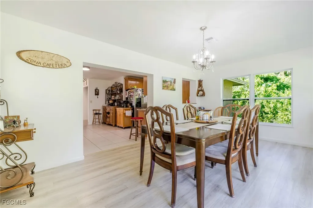 460 3rd Street SW Naples FL 34117