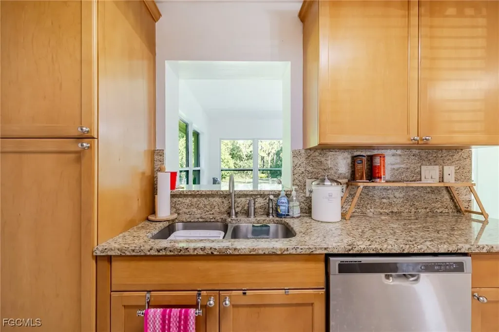 460 3rd Street SW Naples FL 34117