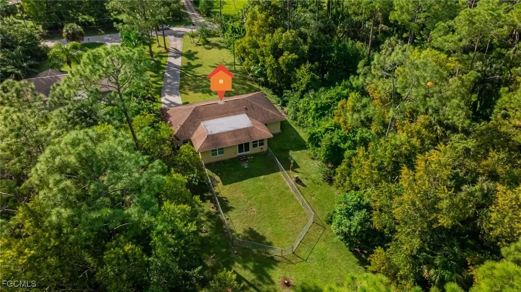 460 3rd Street SW Naples FL 34117