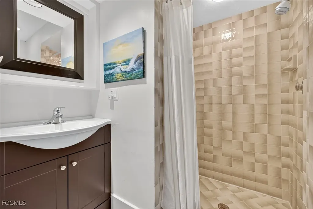 5307 Ladyfinger Lake Road Sanibel FL 33957