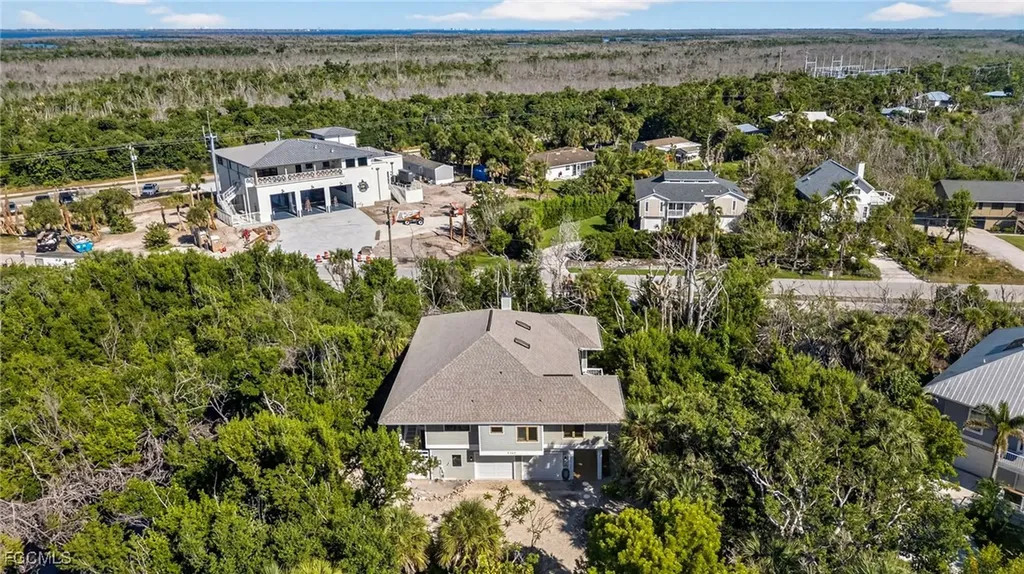 5307 Ladyfinger Lake Road Sanibel FL 33957