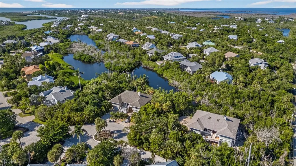 5307 Ladyfinger Lake Road Sanibel FL 33957