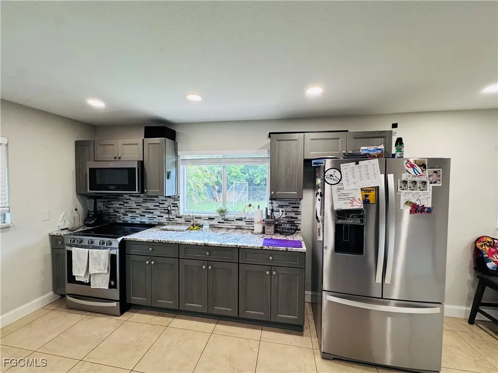 141 SW 48th Terrace Cape Coral FL 33914