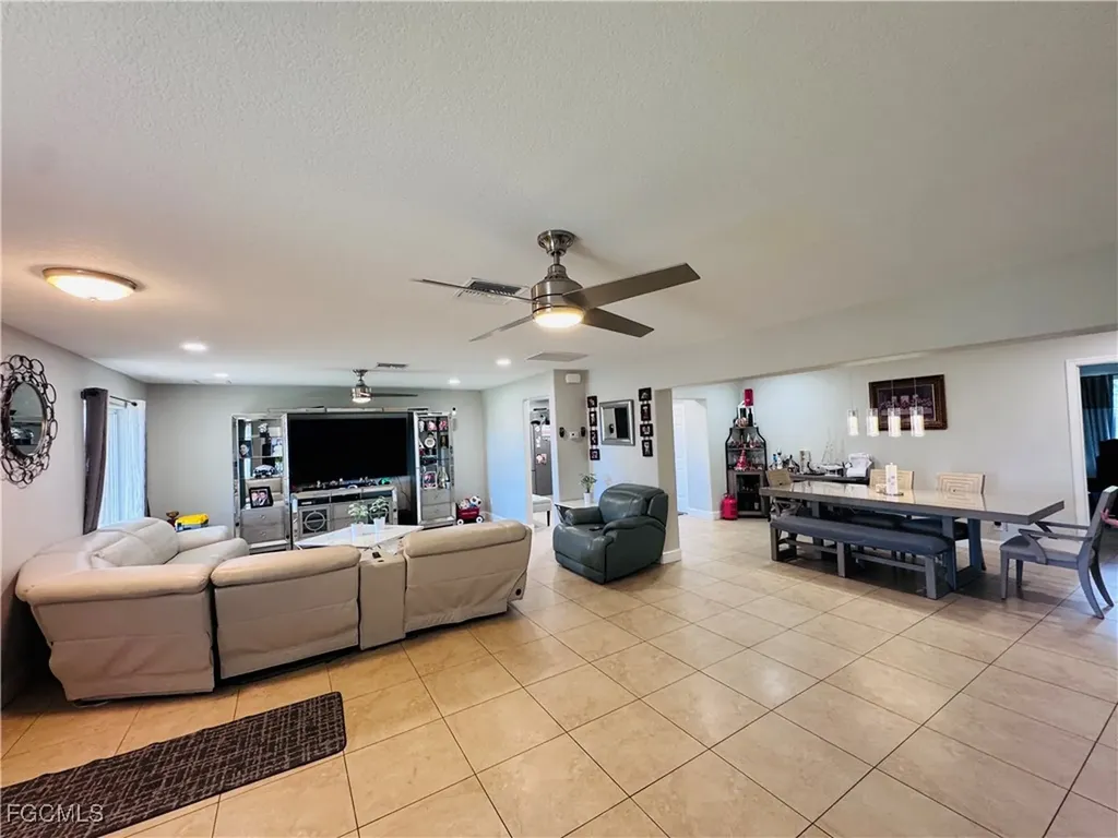 141 SW 48th Terrace Cape Coral FL 33914