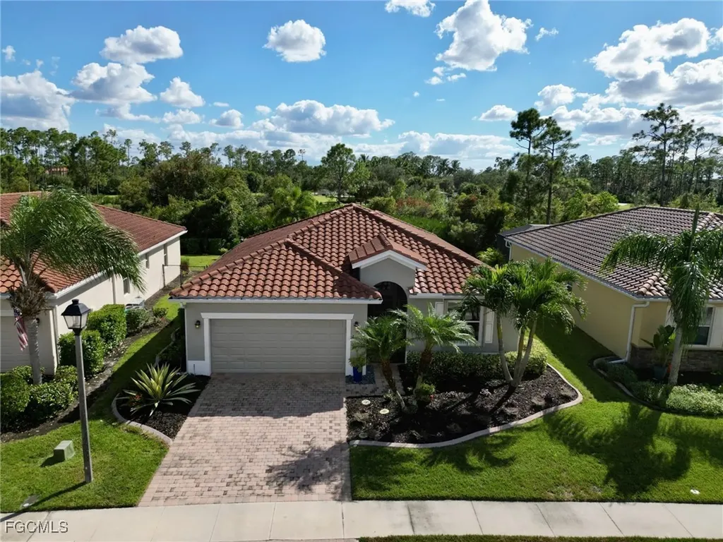 2536 Laurentina Lane Cape Coral FL 33909