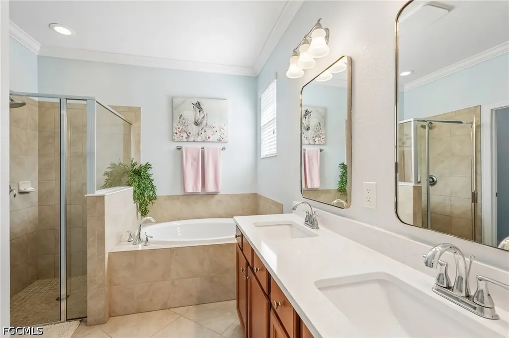 2536 Laurentina Lane Cape Coral FL 33909