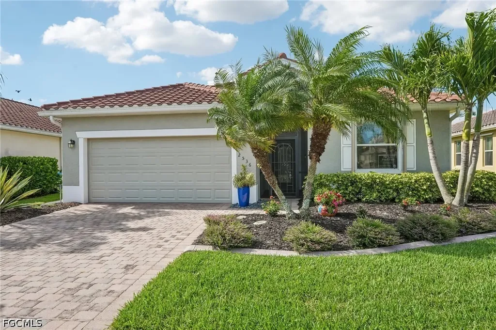 2536 Laurentina Lane Cape Coral FL 33909