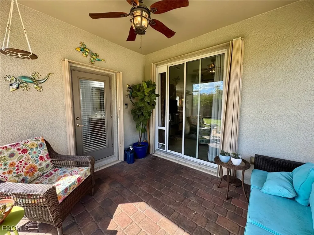 2536 Laurentina Lane Cape Coral FL 33909