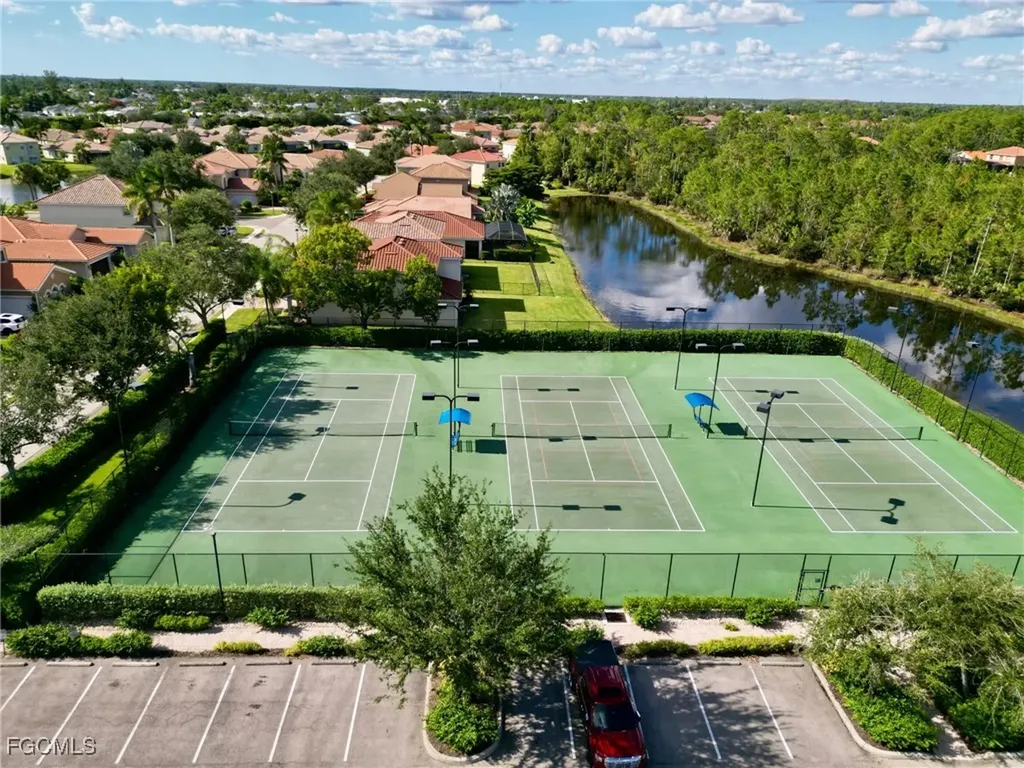 2536 Laurentina Lane Cape Coral FL 33909