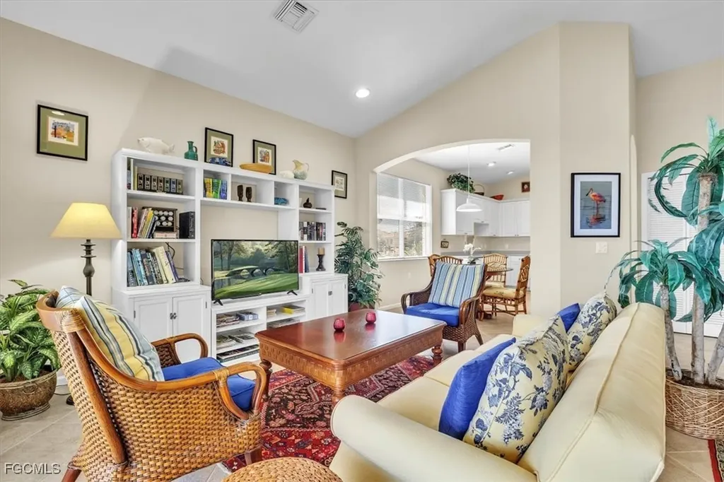 3080 Meandering Way Fort Myers FL 33905