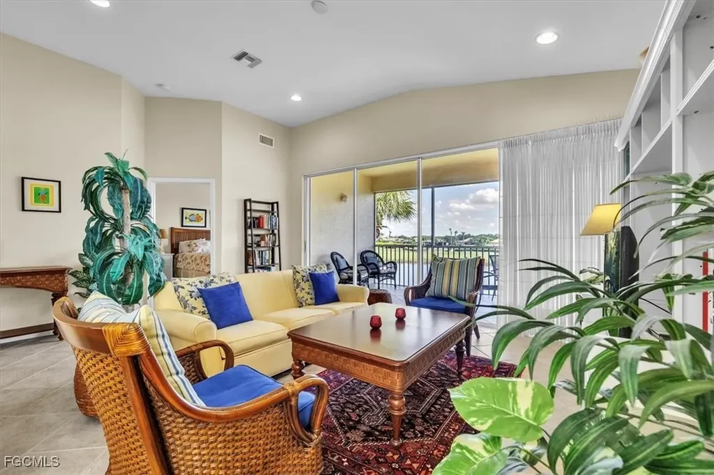 3080 Meandering Way Fort Myers FL 33905