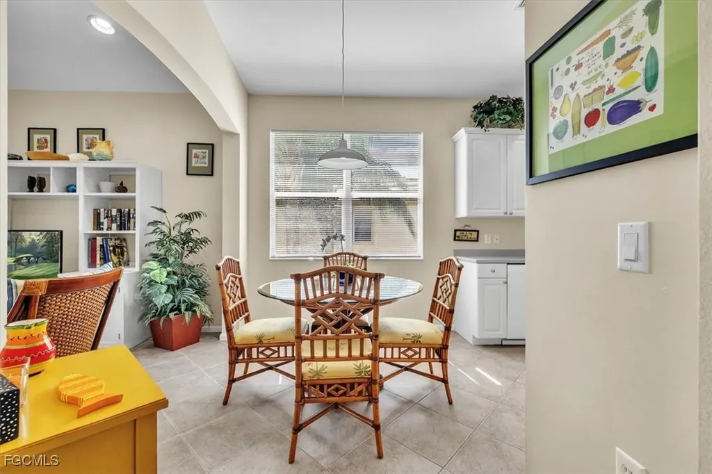 3080 Meandering Way Fort Myers FL 33905