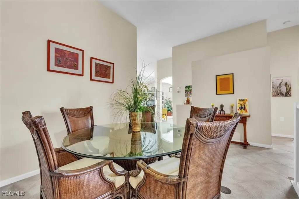 3080 Meandering Way Fort Myers FL 33905