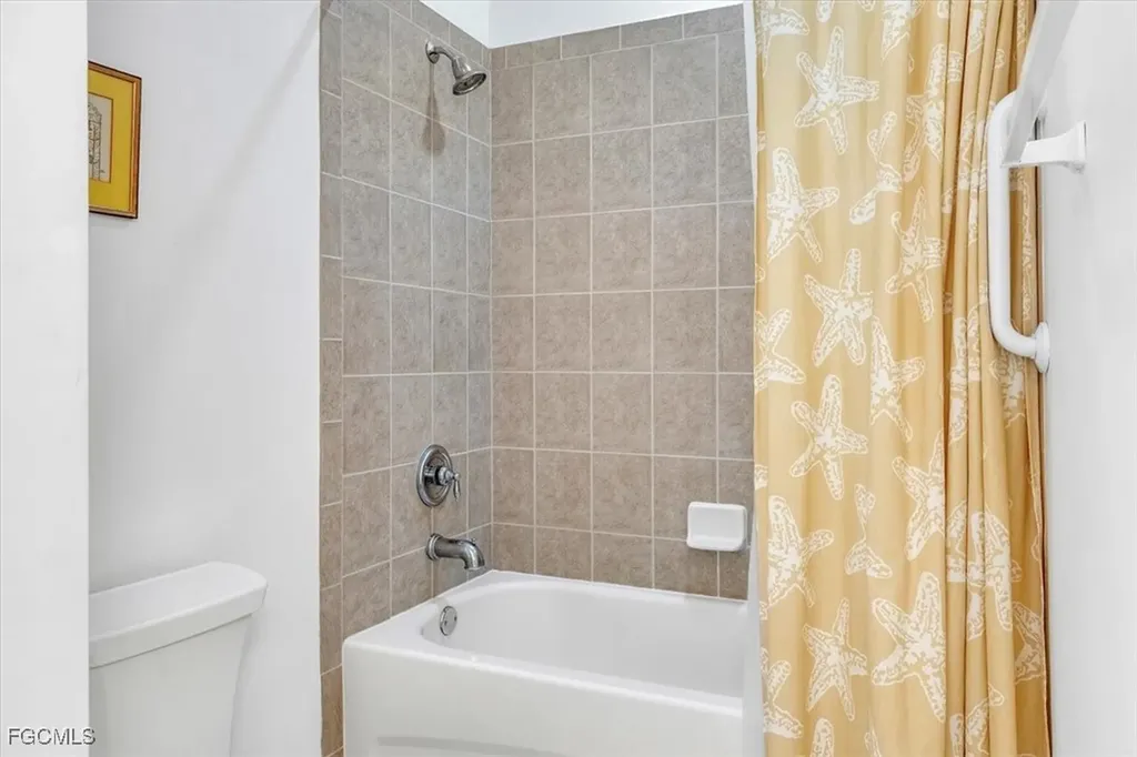 3080 Meandering Way Fort Myers FL 33905