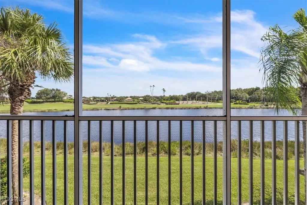3080 Meandering Way Fort Myers FL 33905