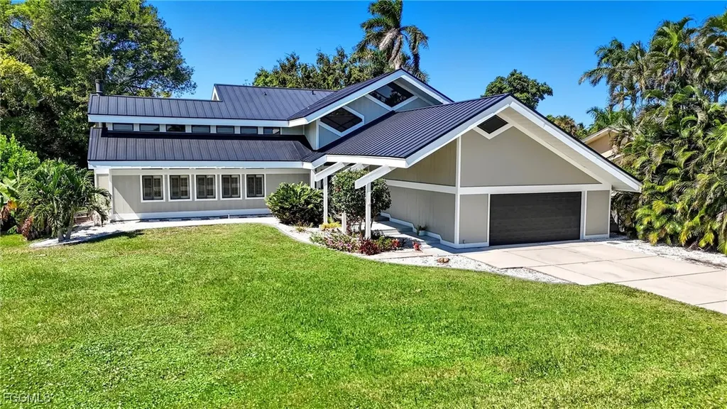 330 Prather Drive Fort Myers FL 33919