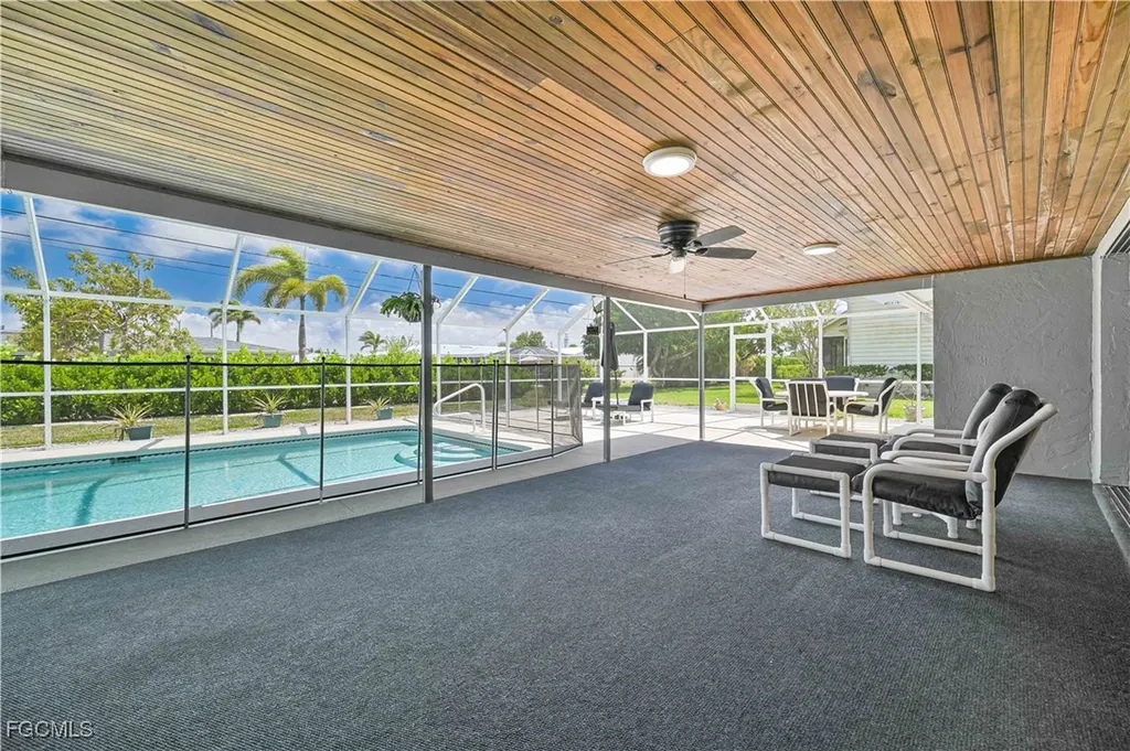 3819 SE 2nd Avenue Cape Coral FL 33904
