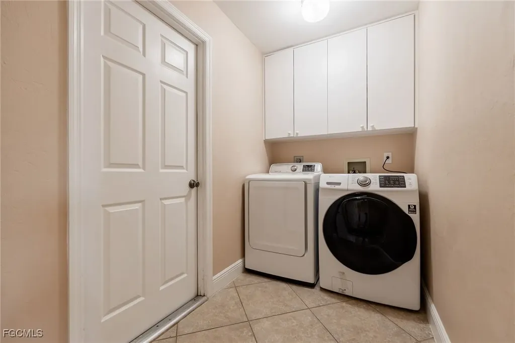 6624 Highland Pines Circle Fort Myers FL 33966