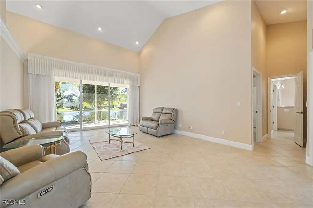 6624 Highland Pines Circle Fort Myers FL 33966