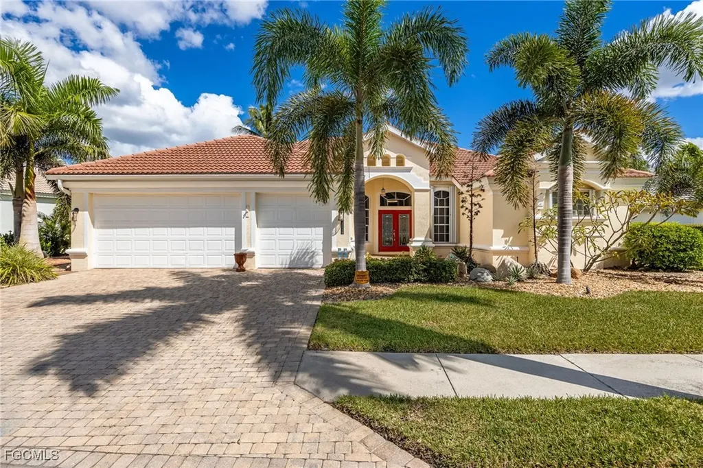 Fort Myers FL, 13717 Bald Cypress Circle