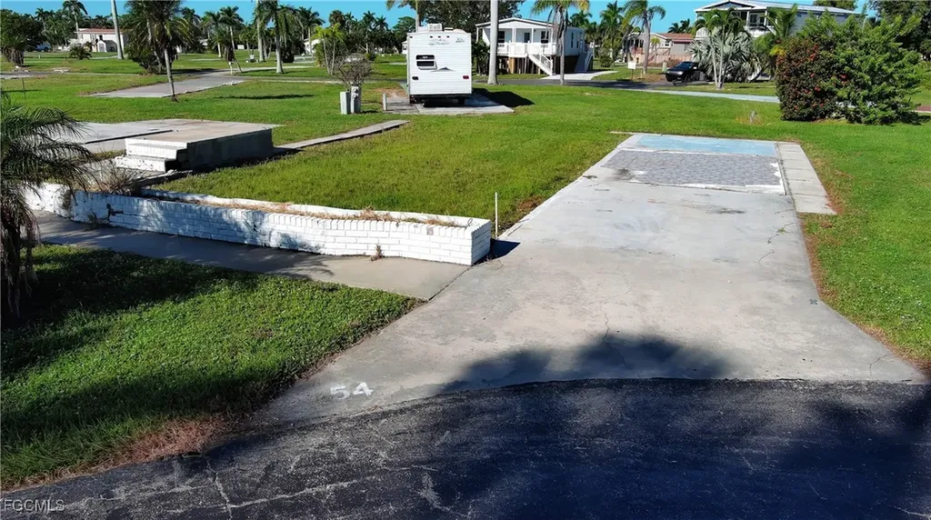 54 Poplar Place Fort Myers FL 33908