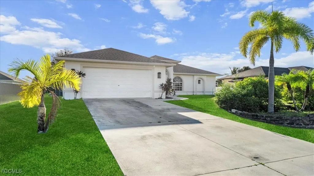 27 SW 19th Court Cape Coral FL 33991