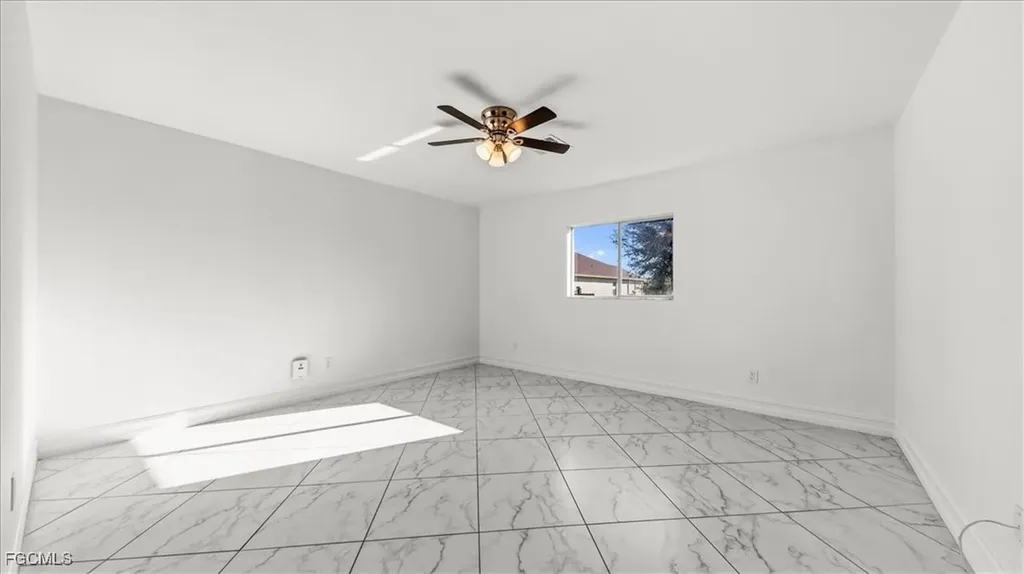 27 SW 19th Court Cape Coral FL 33991